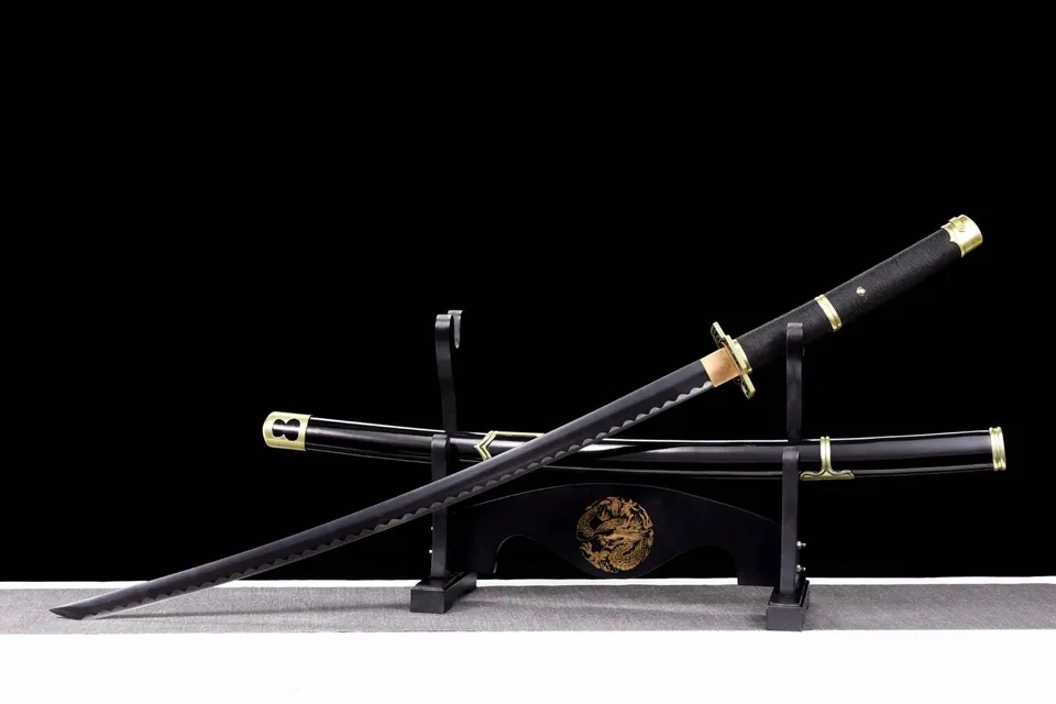 Katana Yubashiri Zoro One Piece en acier 1060, tsuba en fer, vue 4