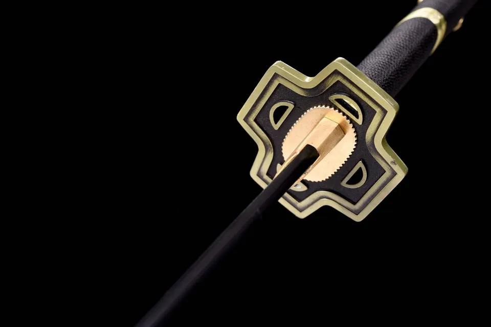 Katana Yubashiri Zoro One Piece en acier 1060, tsuba en fer, vue 6
