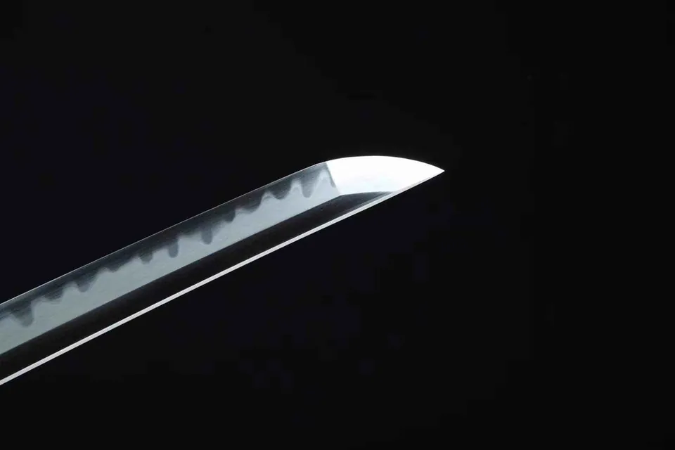 Katana Yūga en acier 1095 avec hamon, lame polie miroir, vue 6