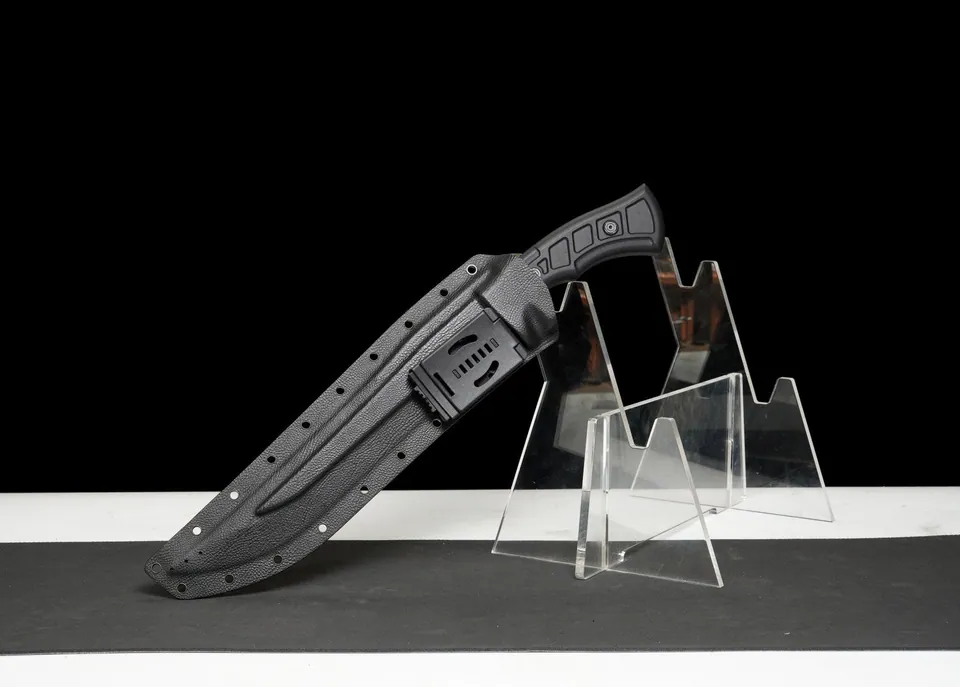 Kukri tactique Apex Predator, lame DC53 à revêtement DLC, vue 2