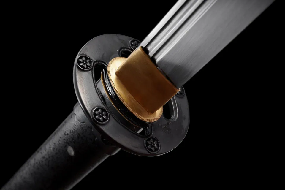 Naginata Kurohana en acier au manganèse, hampe noire de 182 cm, vue 2