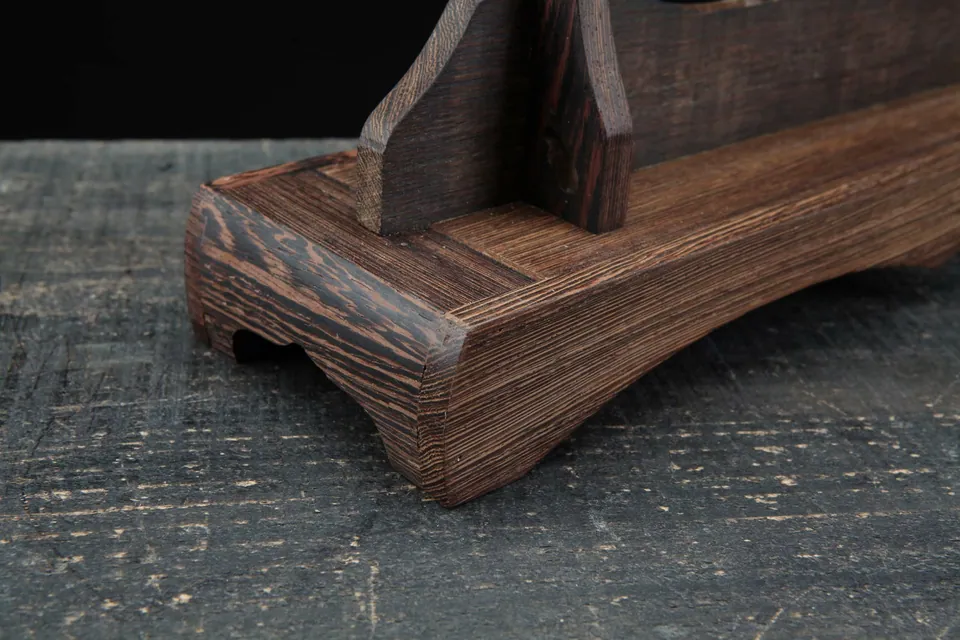 Support Mokuzai en bois sculpté pour katana, 40 cm de long, vue 5