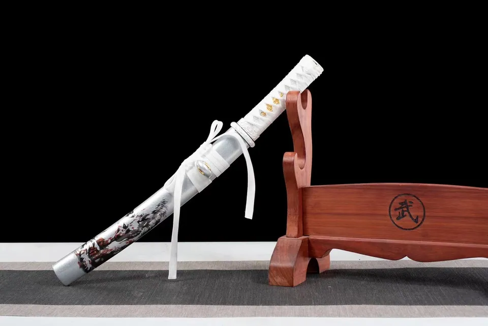 Tantō Ōkami en acier T10 avec hamon, fourreau en ébène, vue 2