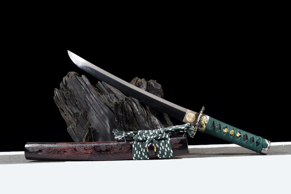 Tantō Ryokurin en acier T10 avec hamon, ito vert forêt, vue 4